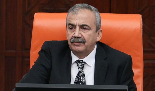 DEM Parti Milletvekili Sırrı Süreyya Önder hayatını kaybetti