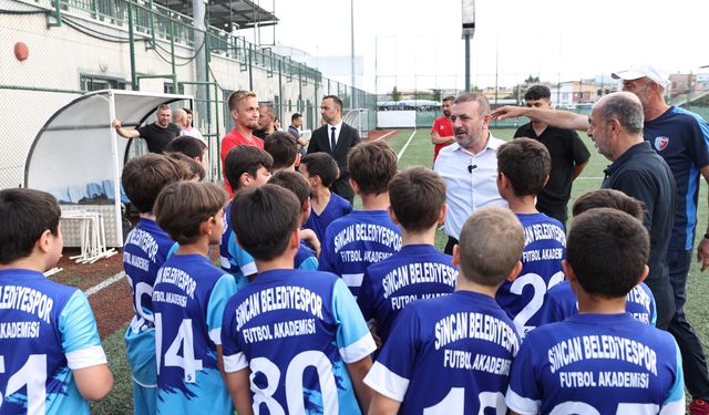 Sincan Belediyespor’dan minik yeteneklere yaz futbol okulu