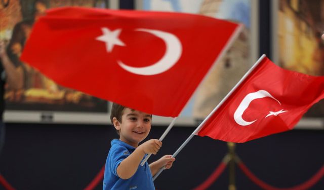 Etimesgut’ta 30 Ağustos coşkusu havada başladı!