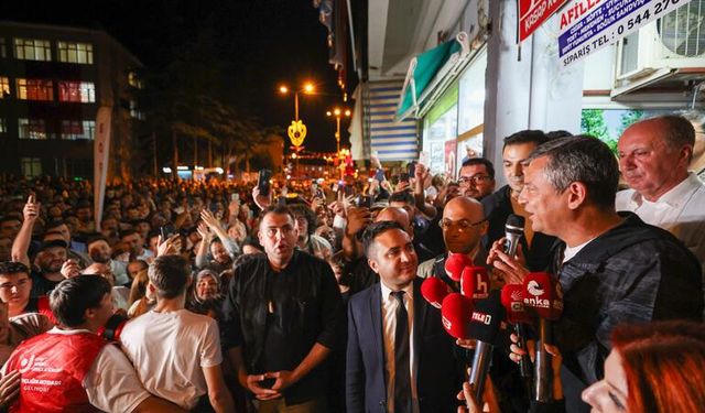 Özgür Özel, Zafer Yolu’nda 103. yıl yürüyüşüne katıldı