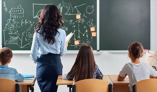 Öğretmenler için yeni kılık kıyafet kuralları: 81 ilde uygulama başladı
