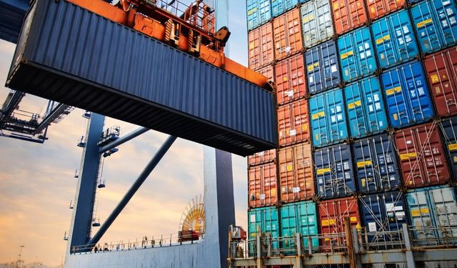 Bakan Bolat: 2025'te 98,5 milyar liralık kaçak eşya ve yasaklı madde ele geçirildi