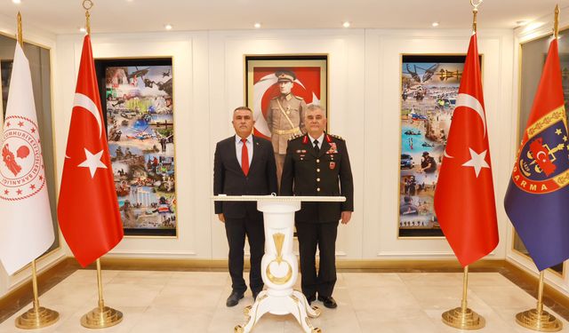 Emekli Uzman Jandarmalar Derneği'nden Jandarma Genel Komutanı Çardakcı'ya ziyaret