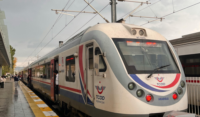 Ankara- Samsun Hızlı Tren Hattıyla Seyahat Süresi 2,5 Saate Düşecek