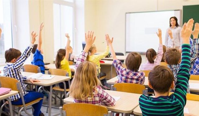 Okullarda İkinci Ara Tatil Sona Erdi: 18 Milyon Öğrenci İçin İlk Ders Zili Bugün Çaldı