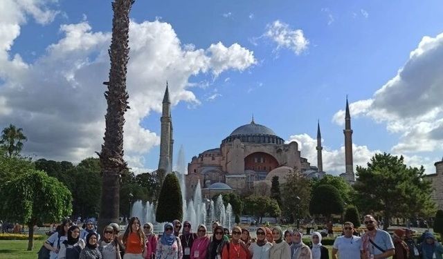 Pursaklar Belediyesi'nden Ev Hanımlarına Kültür Yolculuğu