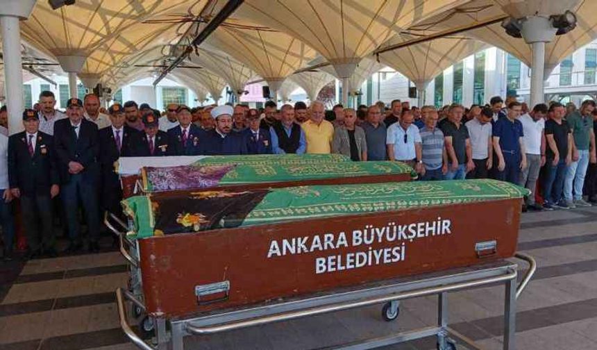 Ankara’da eşinin kazara silahla öldürdüğü kadın son yolculuğuna uğurlandı