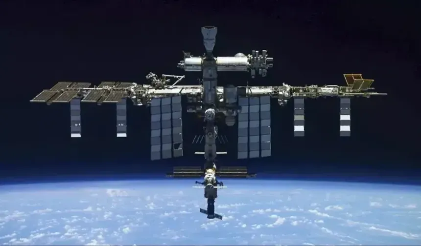 Uzay İstasyonu'nda Hava Sızıntısı Alarmı: Astronotlar Tehlikede!