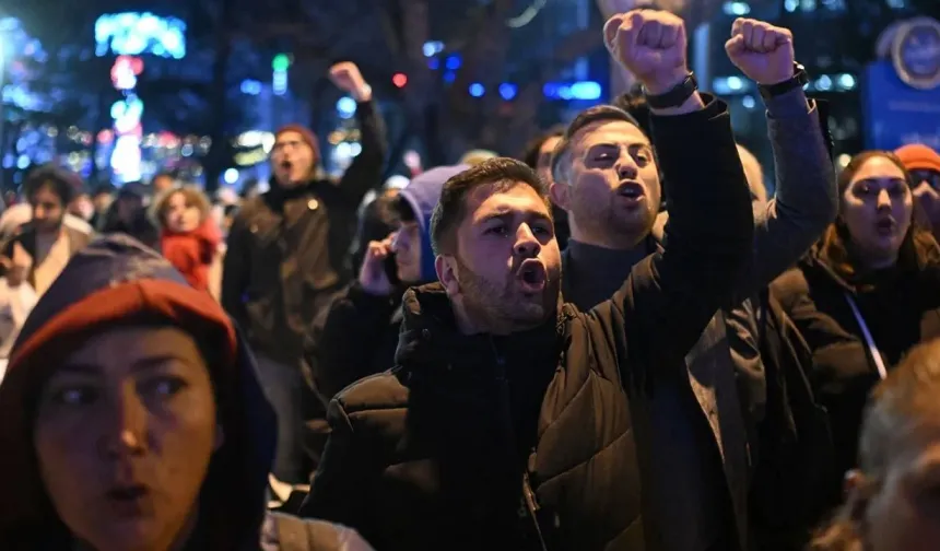 Ankara'da İmamoğlu'nun gözaltına tepkiler: 5 polis yaralandı