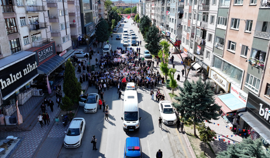 Sincan’da aile yılına özel yürüyüş gerçekleştirildi