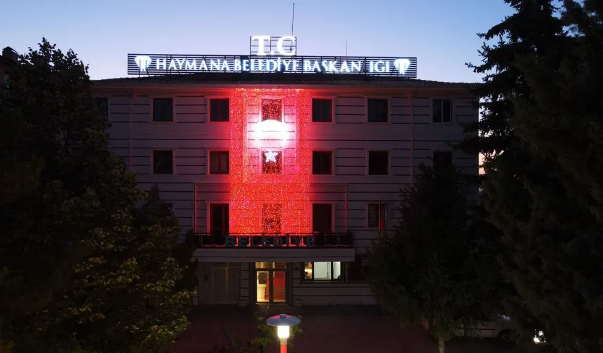 Haymana’nın kalbi aydınlanıyor: Cumhuriyet Caddesi yeni ışıklarıyla göz kamaştıracak!