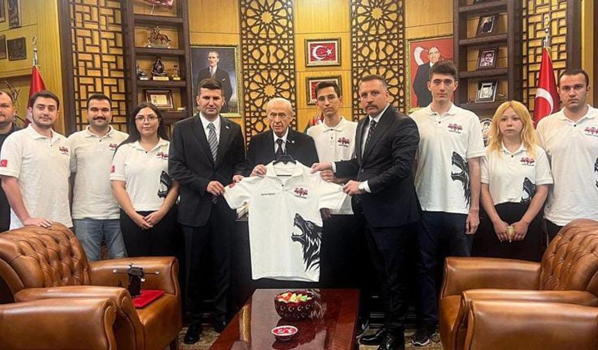 Türk gençliği gökyüzüne mühür vuruyor: Yerli İHA “TÜRKHAN” ABD’de Türkiye’yi temsil edecek