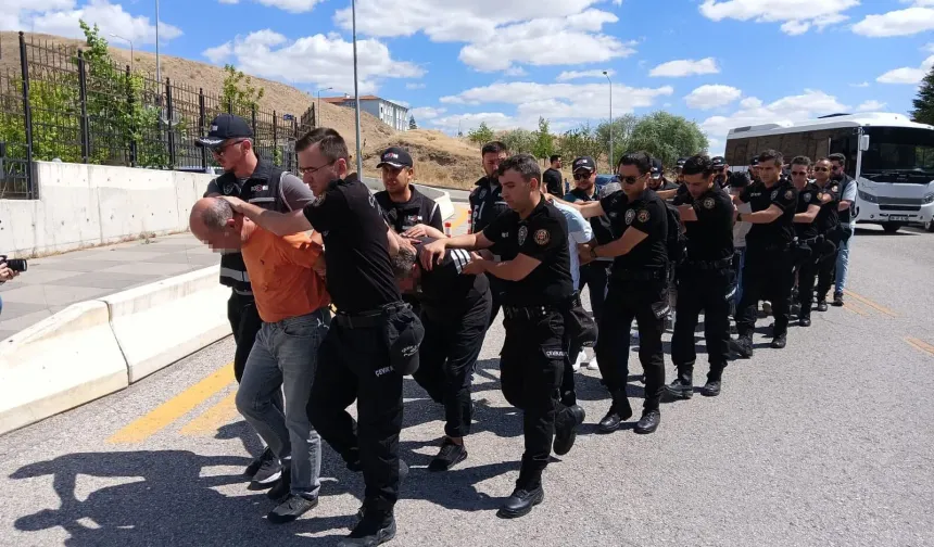 Ankara’da haraç operasyonu: Esnafı tehdit eden çete çökertildi!