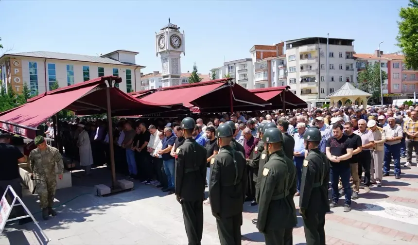 Polatlı'da TSK’nın emekli komutanı son yolculuğuna uğurlandı