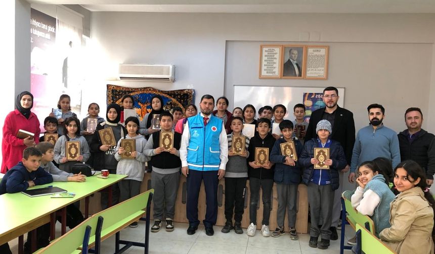 TDV’den öğrencilere anlamlı hediye: Seçmeli derse Kuran-ı Kerim desteği