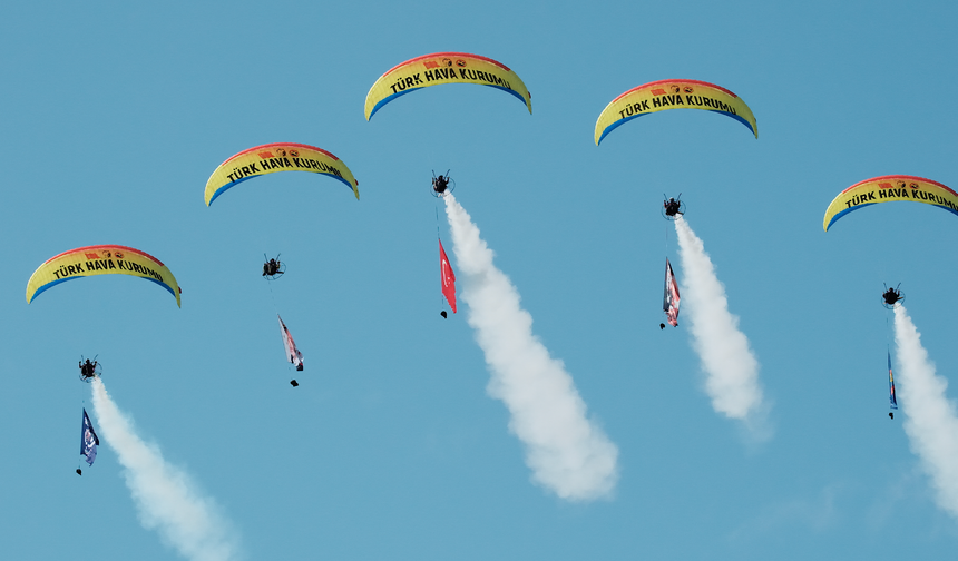 Türk Hava Kurumu 101. Kuruluş Yıl Dönümünü Kutladı