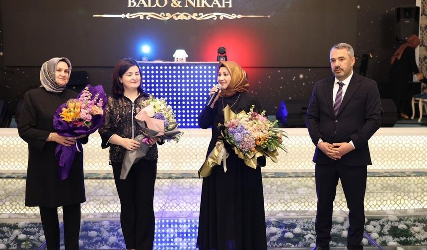 Pursaklar’da Anneler Günü’ne Özel Renkli Matine Programı