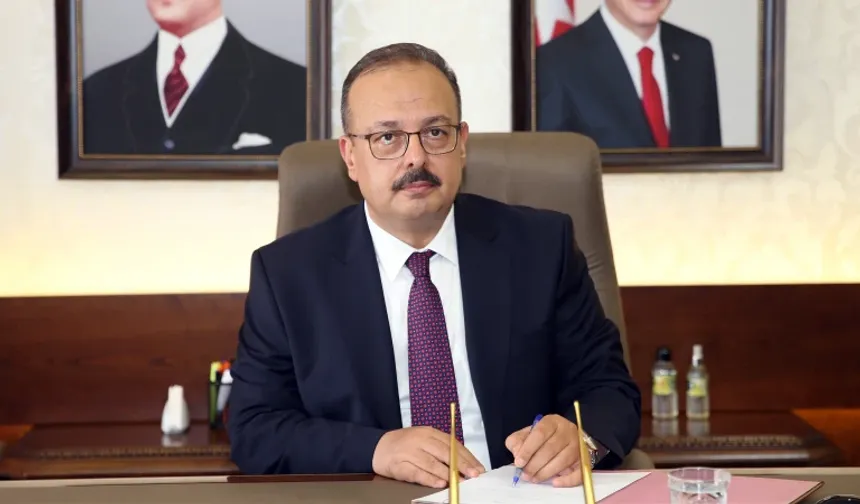 "Demokrasi Millet İradesinin En Güçlü Tezahürüdür"