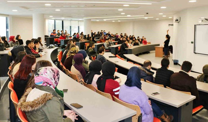 Üniversiteleri İle İlişiği Kesilenler Ve Kazandığı Programa Kayıt Yaptıramayanlar 9 Aralık'a Kadar Başvuru Yapabilecek