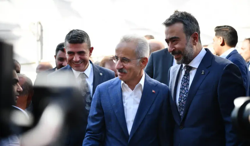Haymanalının Yol ve İletişim Hasreti Bitiyor: Bakan Uraloğlu'ndan Çifte Müjde