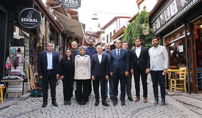 Fuat Oktay, Ulus'ta Vatandaş ve Esnafla Bir Araya Geldi