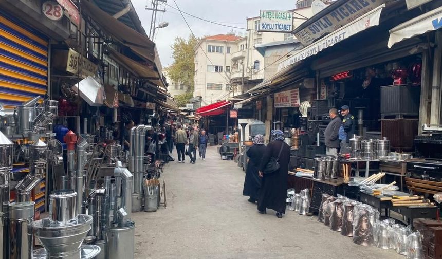 Sobacılar Çarşısı'nda kış hareketliliği: Fiyatlar 5 bin liradan başlıyor