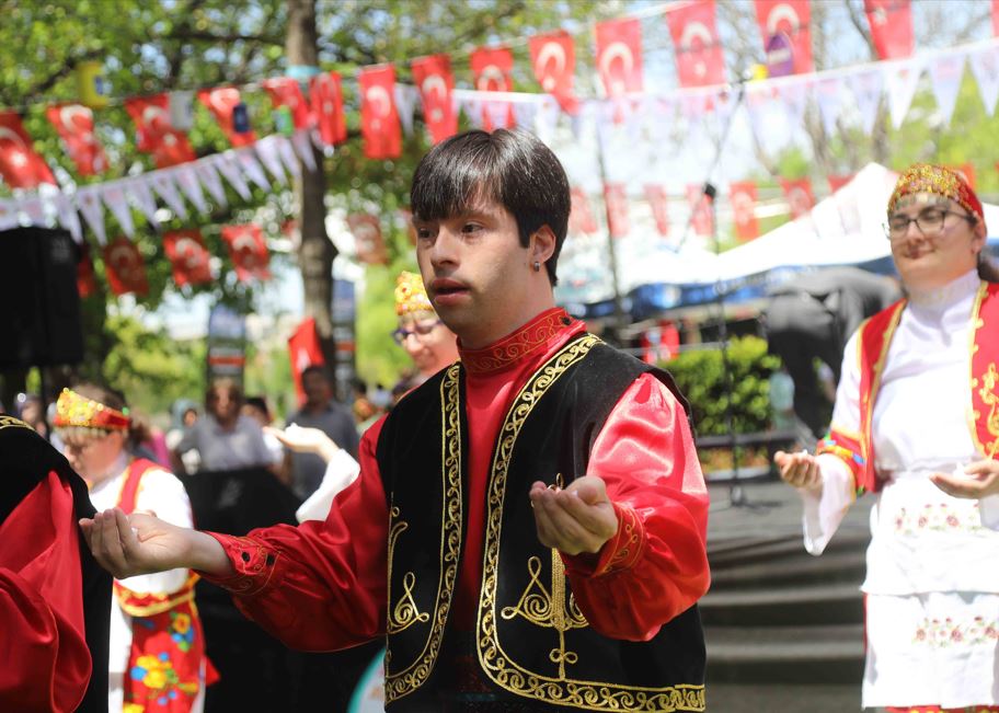 Çankaya’da Engelsiz Yetenekler Sahne Aldı! (8)
