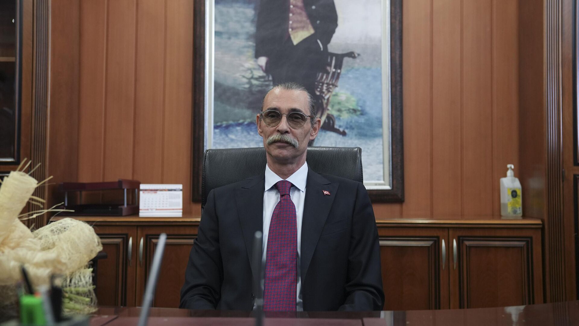 Erdal Besikcioglu-2