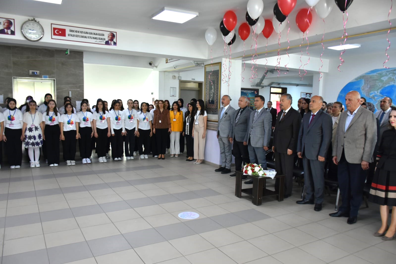 Öğrenci̇leri̇n Bi̇li̇m Fuari Festi̇vali̇ Heyecani 3