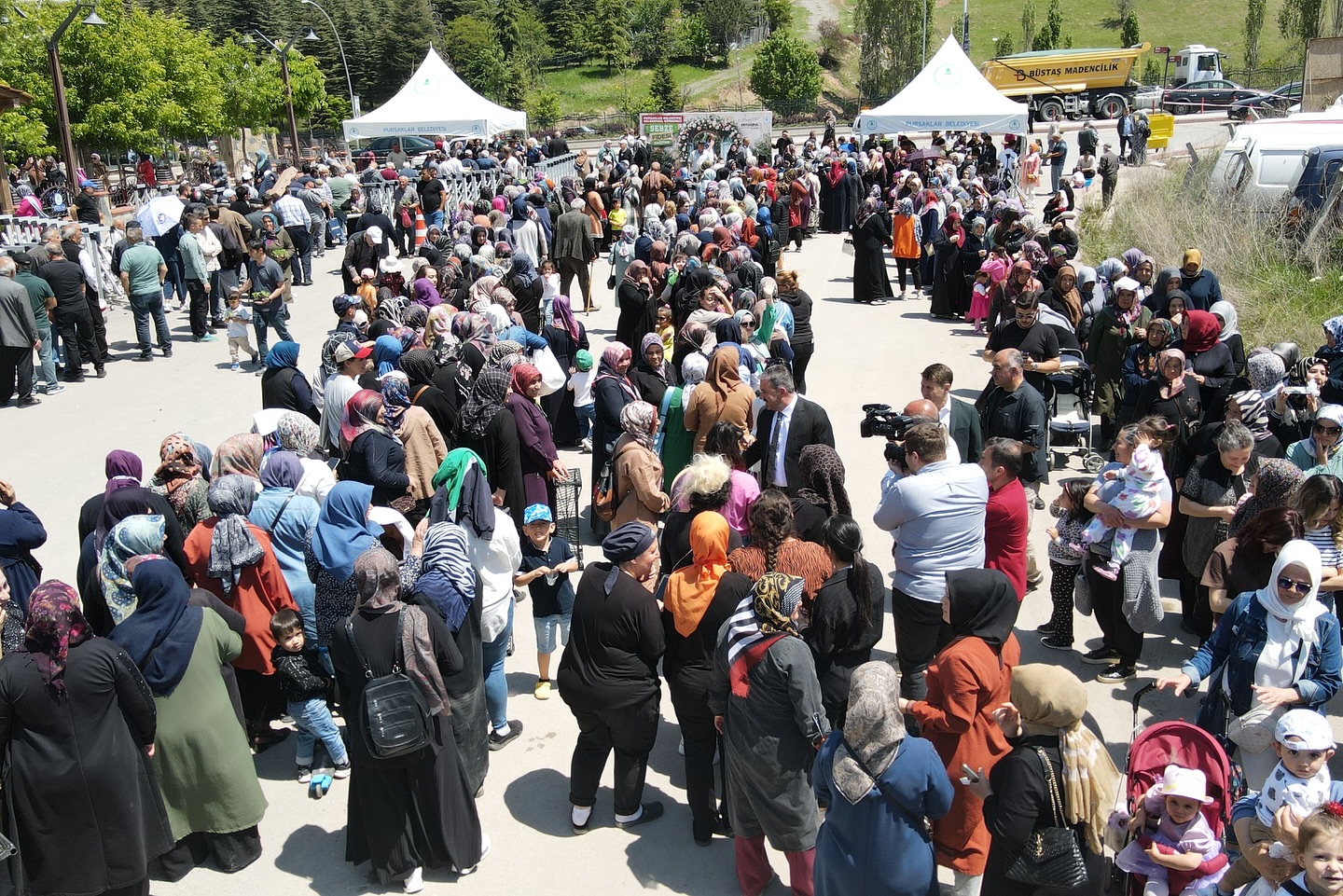 Pursaklar’da Yerli Tohuma Büyük Ilgi Geleneksel Dağıtımda Yoğun Katılım