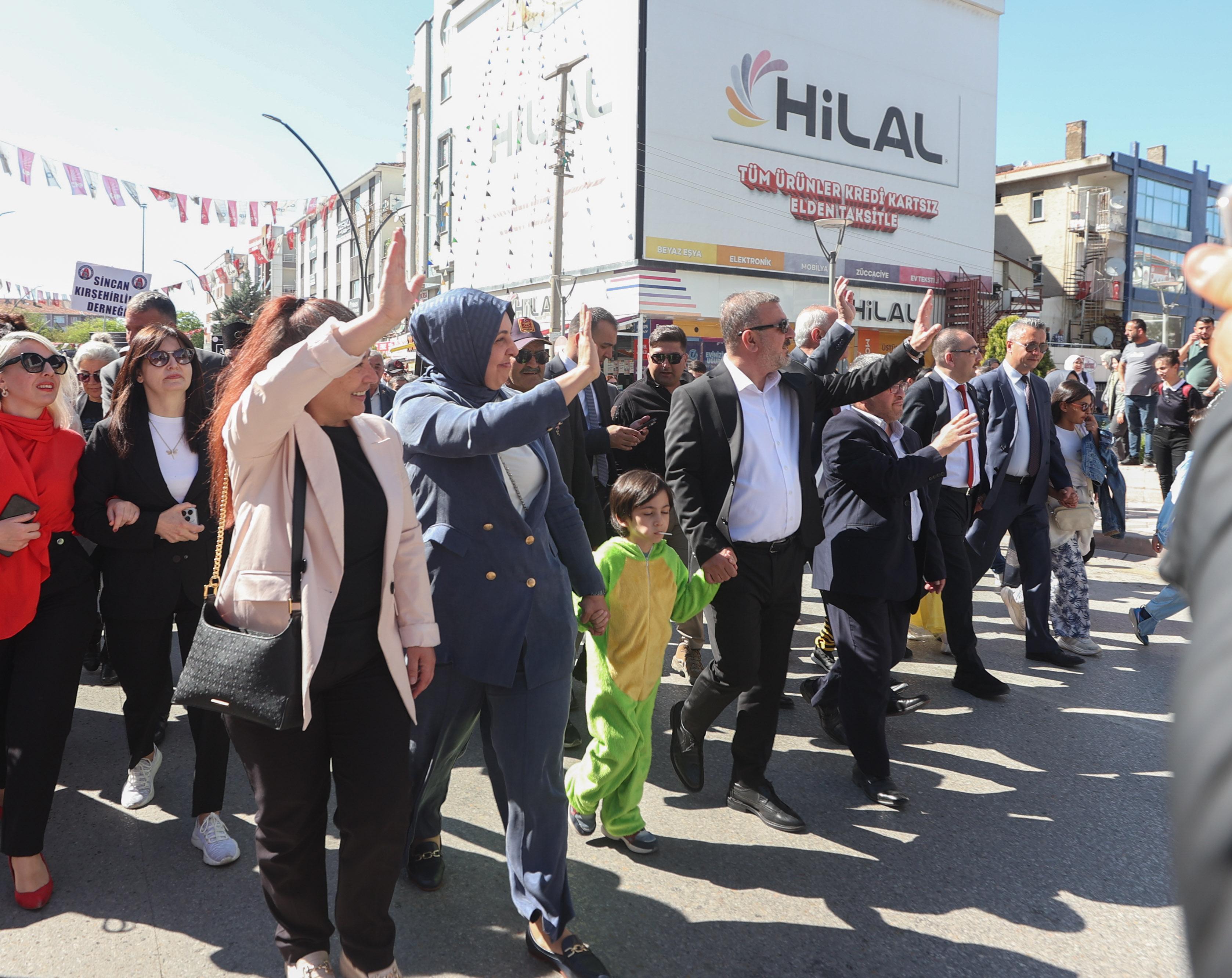 Sincan’da Aile Yılına Özel Yürüyüş Gerçekleştirildi 2