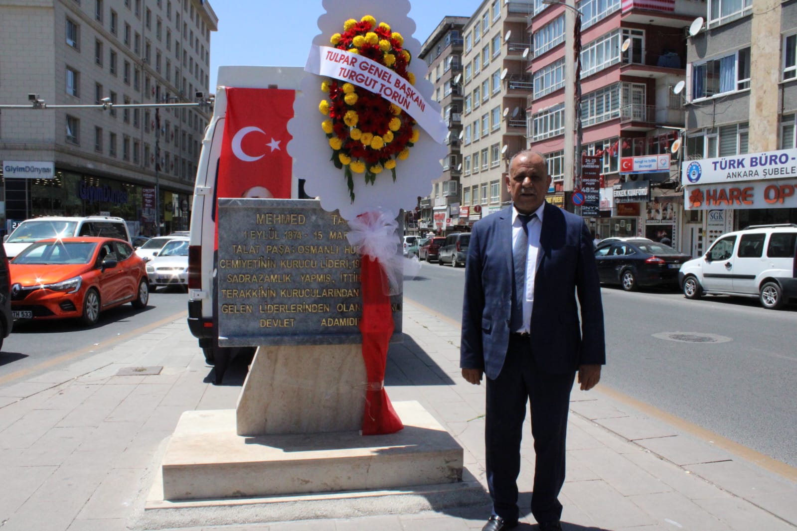 Tulpar Derneği’nden Talat Paşa’ya Vefa Çelengi Ve Lokma Ikramı