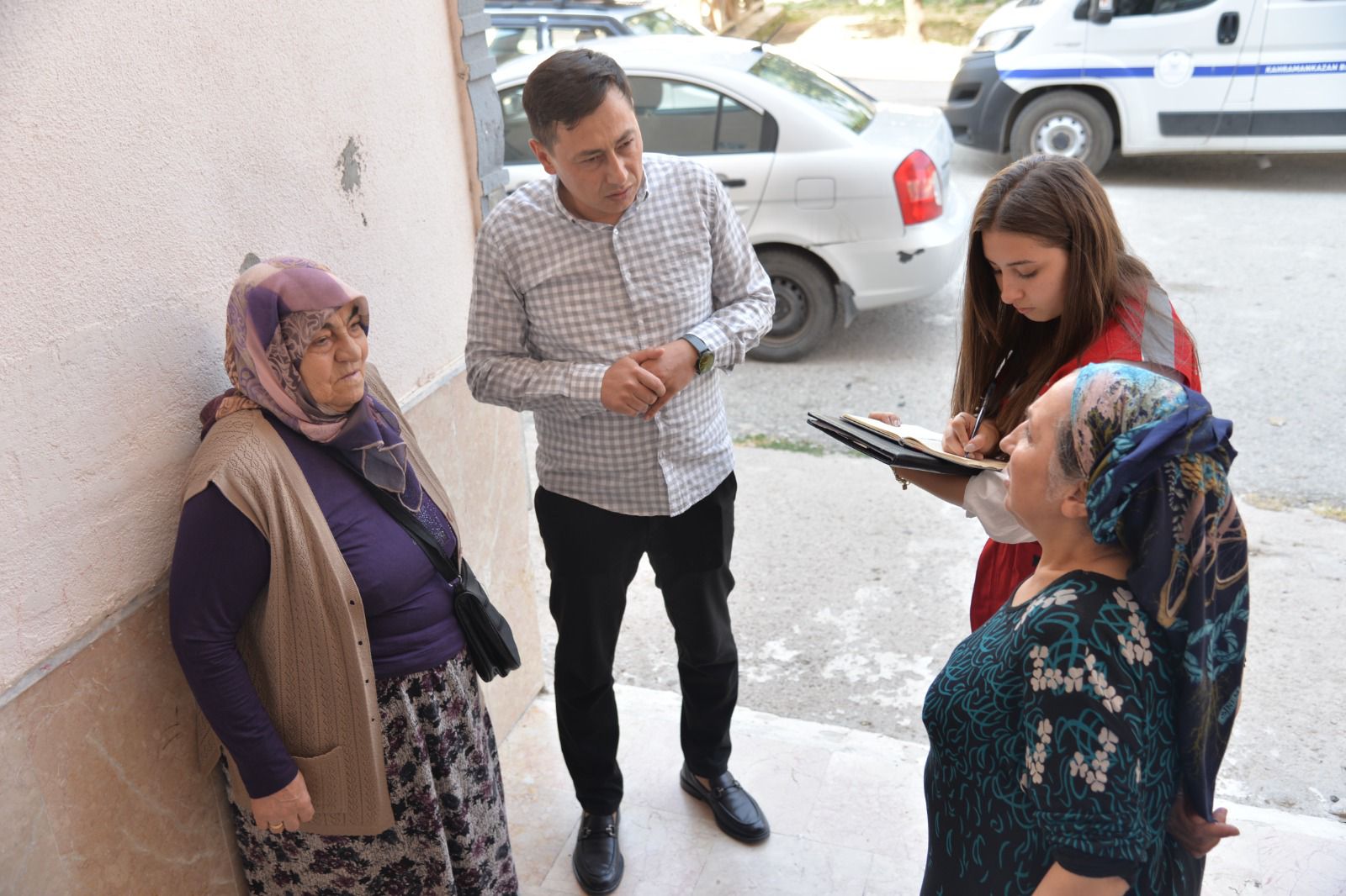 İhti̇yaç Sahi̇pleri̇ni̇n Yüzleri̇ Gülüyor (1)