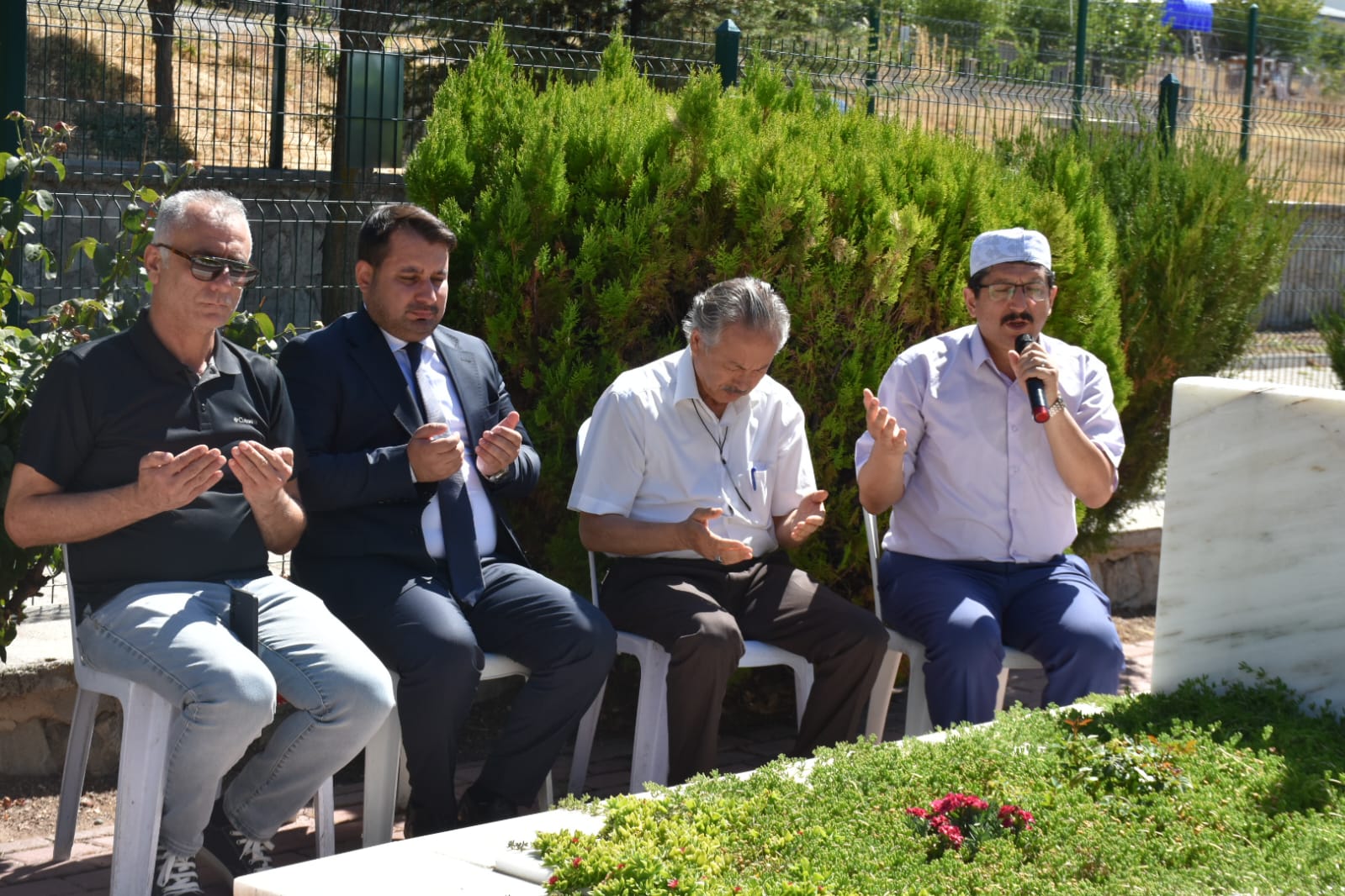 Şehi̇t Tunahan Doktur Şehadeti̇ni̇n 10. Yil Dönümünde Dualarla Anildi (3)