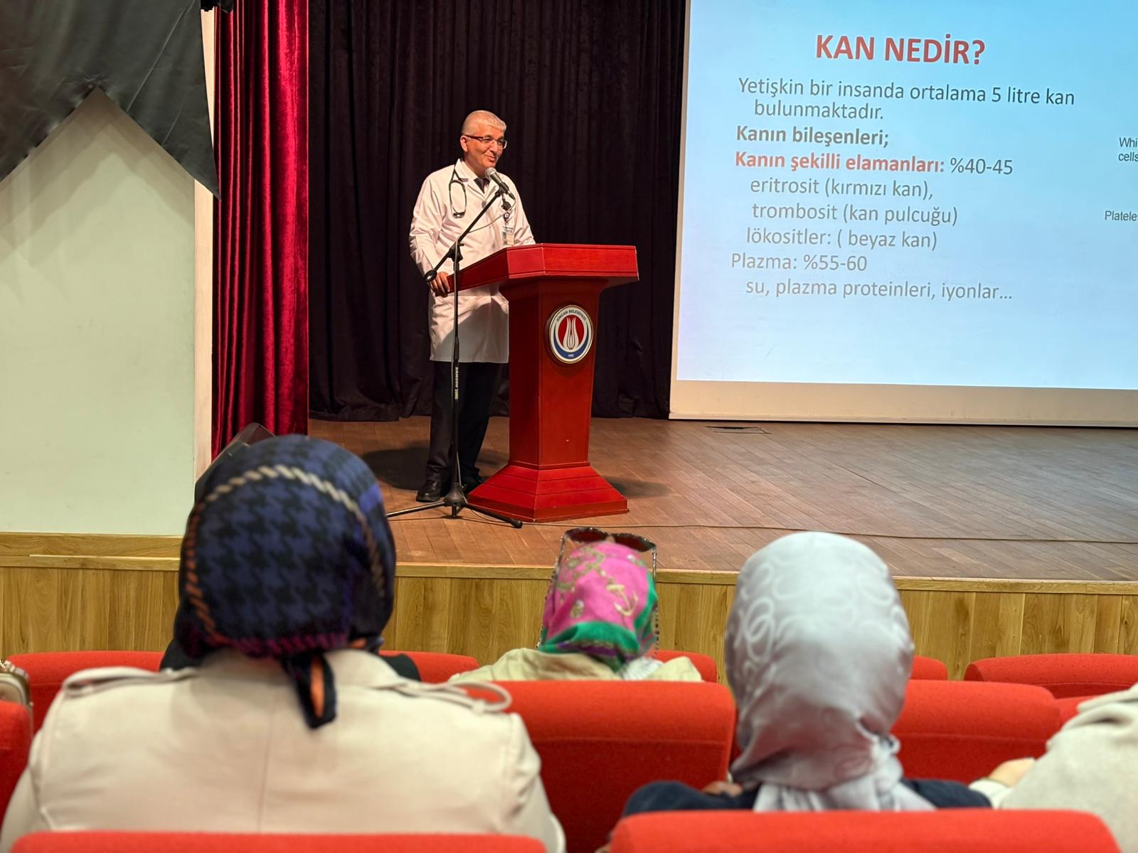 Kızılay Haftası Seminer 1