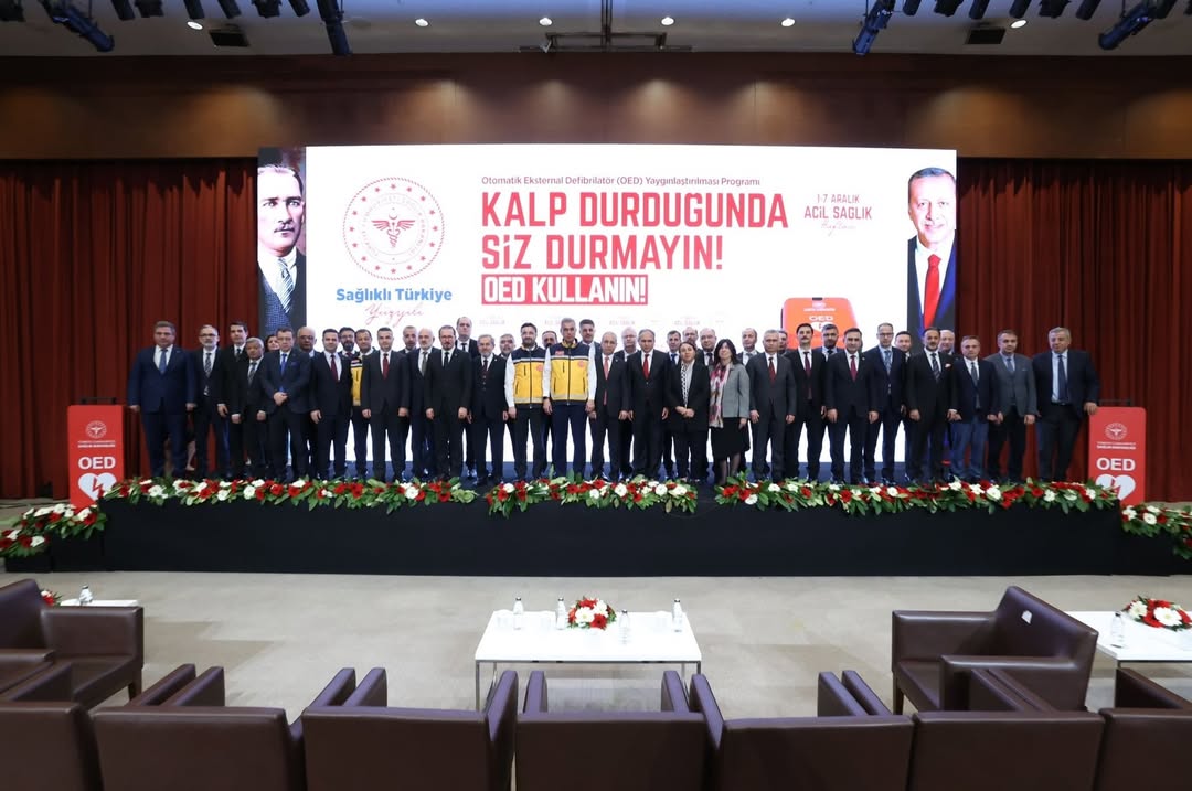 “Otomatik Şok Cihazları, Ambulans Ekibimiz Ulaşana Kadar Vatandaşımızın Hayata Tutunmasını Sağla (1)